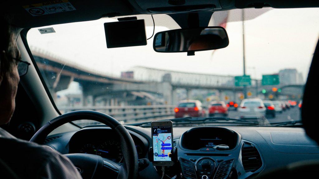 STF: 1ª Turma cassa decisão que reconheceu vínculo entre motorista e aplicativo