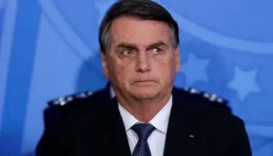 Moraes nega pedido de Bolsonaro para adiar depoimento à PF