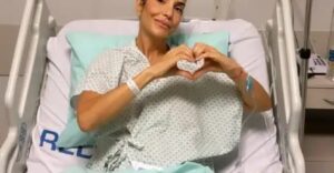 Ivete Sangalo é internada com pneumonia