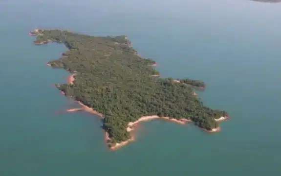 Descubra os segredos da ilha que está à venda por R$ 10 milhões em cidade de Goiás