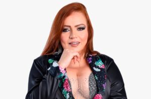Hellen Patrícia celebra 4 décadas de musicalidade paraense
