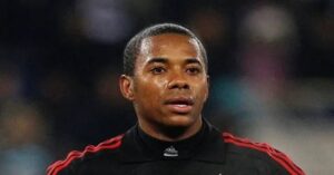 STJ deve homologar sentença italiana e autorizar prisão de Robinho, dizem ministros