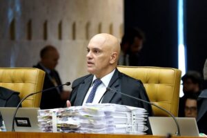 PGR vai responder a alegações de Bolsonaro sobre embaixada