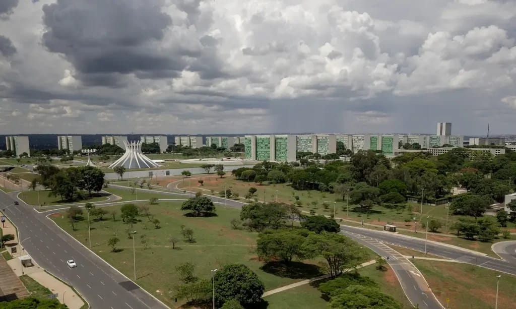 Governo Lula detalha bloqueio de R$ 2,9 bilhões; 13 ministérios são atingidos