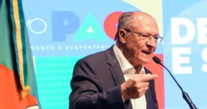 Geraldo Alckmin, vice-presidente, testa positivo para Covid-19 pela segunda vez