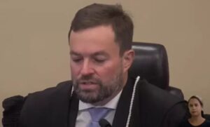 Relator do TRE-PR vota contra a cassação do mandato de Sergio Moro