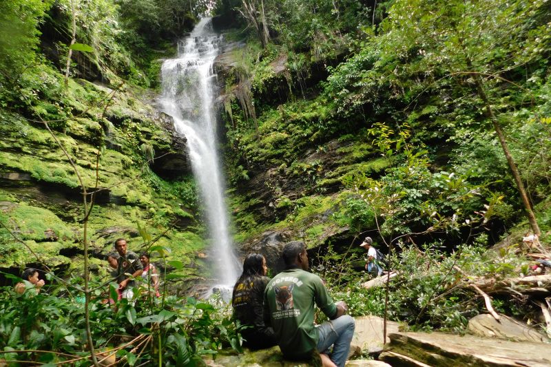 Parque Estadual da Serra das Andorinhas atrai turistas em busca de lazer ecológico