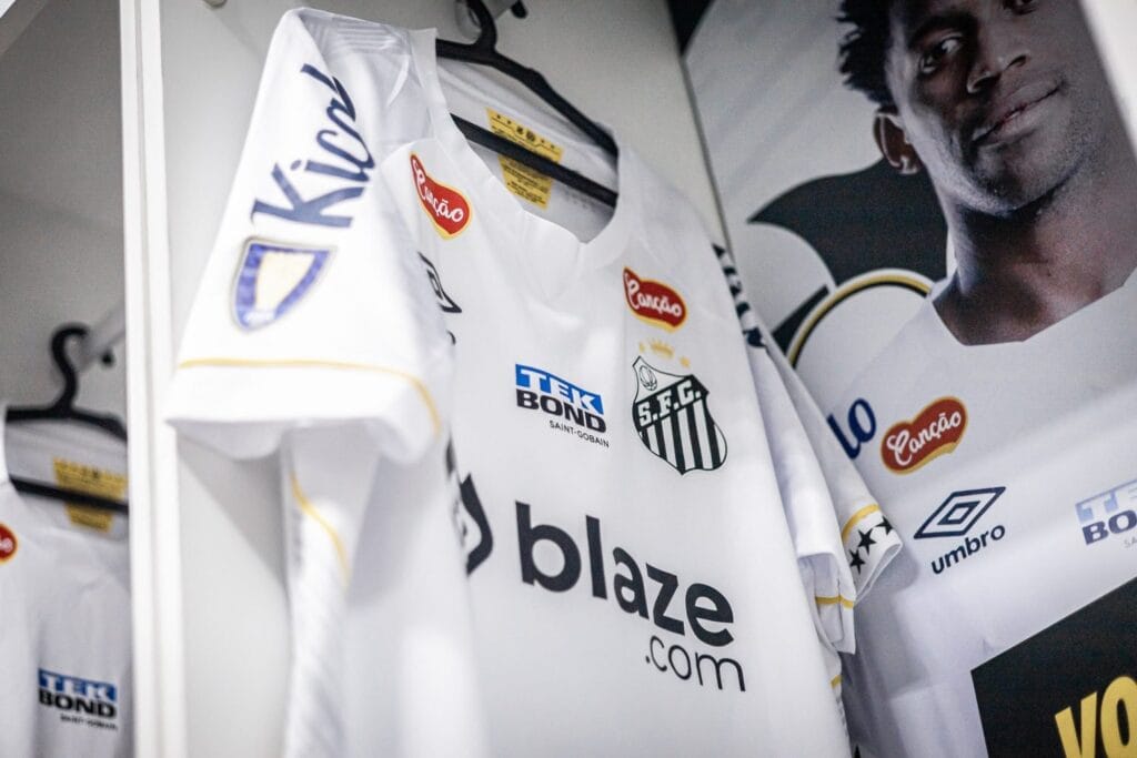 Santos terá mais dois patrocínios no uniforme diante do Palmeiras