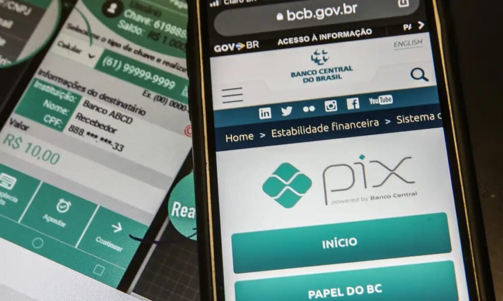PIX bate recorde e supera 200 milhões de transações em um dia