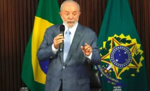 Governo Lula impõe sigilo sobre nomes de hospedados em hotel de luxo durante coroação do Rei Charles III