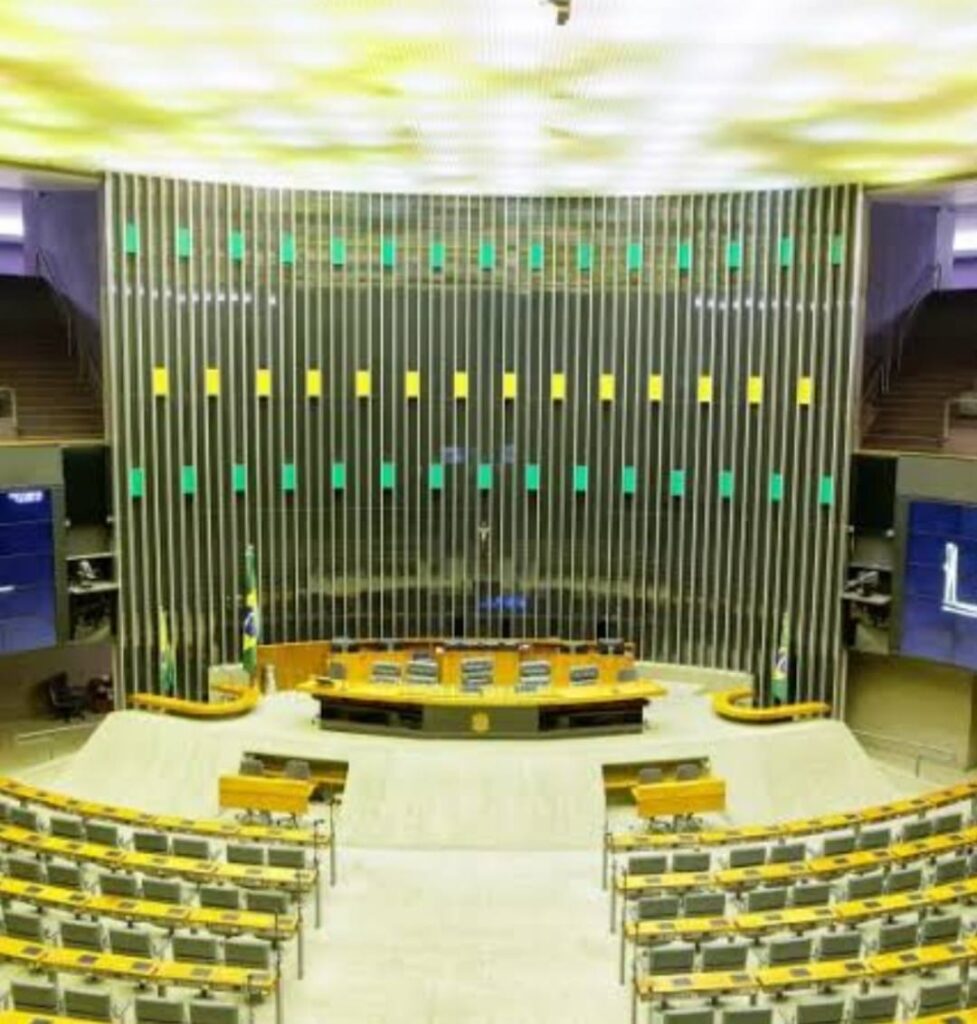 Votações no plenário antecipam disputa pela presidência da Câmara em 2025