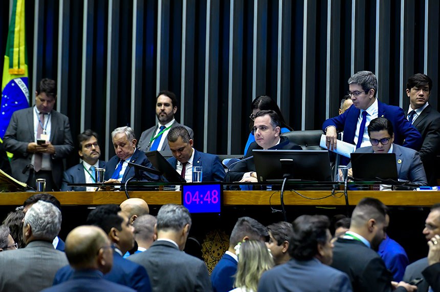 Congresso tem sessão nesta quinta-feira para análise de vetos presidenciais