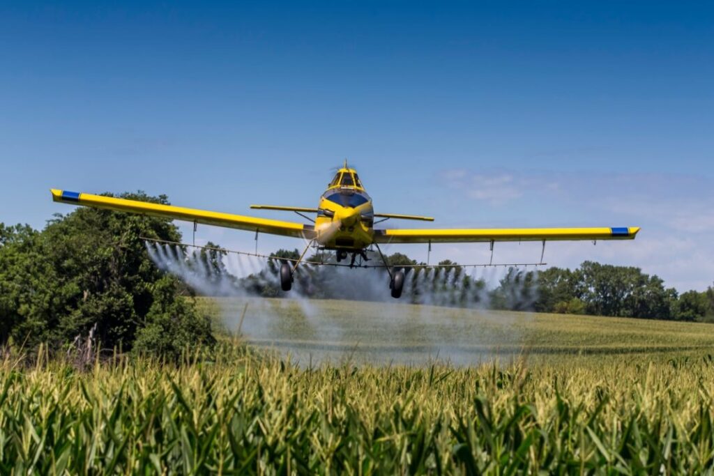Pulverização aérea de agrotóxicos é tema de debate na Comissão de Agricultura da Alepa
