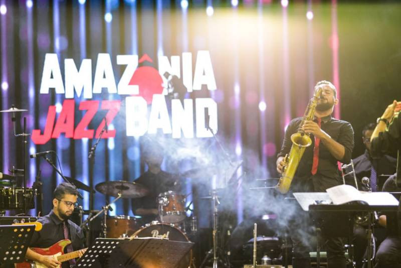 Amazônia Jazz Band encerra a Quermesse Mariana na Praça Santuário