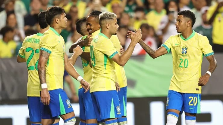 Copa América: Brasil e Costa Rica se enfrentam nesta segunda-feira (24); Saiba onde assistir