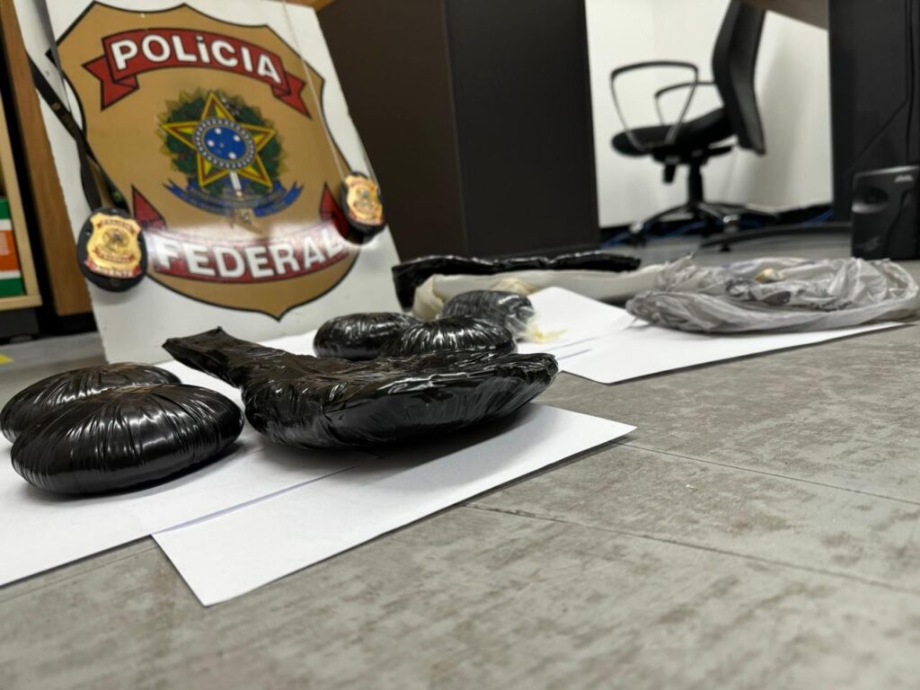 PF realiza duas prisões de madrugada por tráfico internacional de drogas em Belém