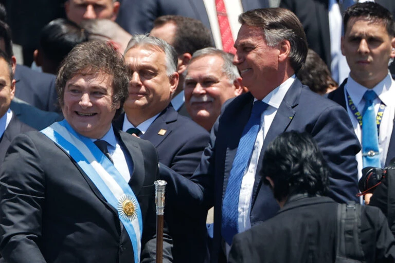 Bolsonaro e Milei farão reunião a portas fechadas neste domingo