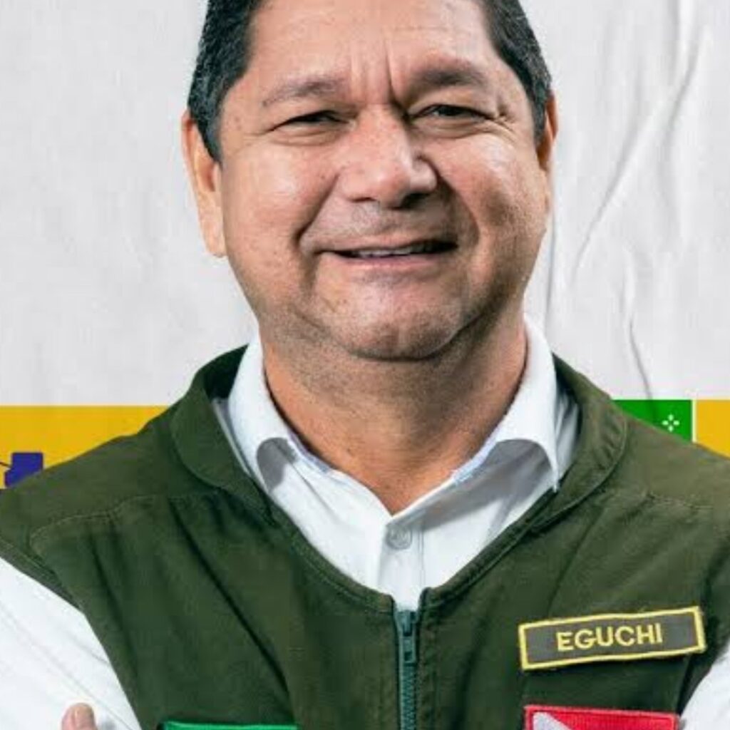Policial militar trafega na contramão e quase bate o carro de Everaldo Eguchi