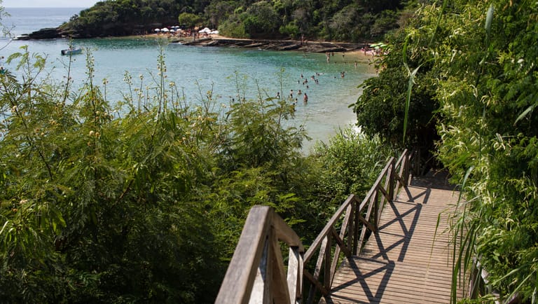 Conheça as praias brasileiras que estão entre as 10 melhores do mundo