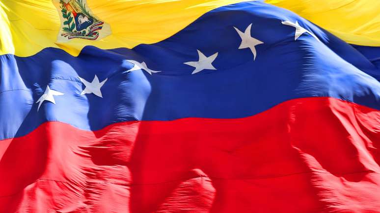 Eleições na Venezuela: riscos de fraude e ameaça à democracia são patentes