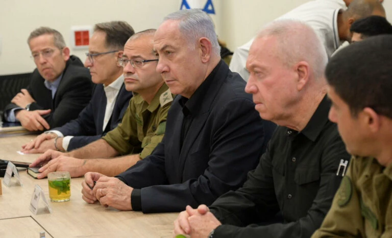 Israel declara emergência e reage em meio a ofensiva do Hezbollah