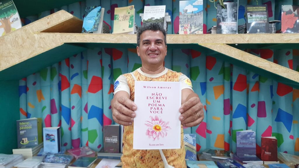 Escritor Wilson Tadeu Amoras lança nova obra de poemas na Feira Pan-Amazônica do Livro e Multivozes