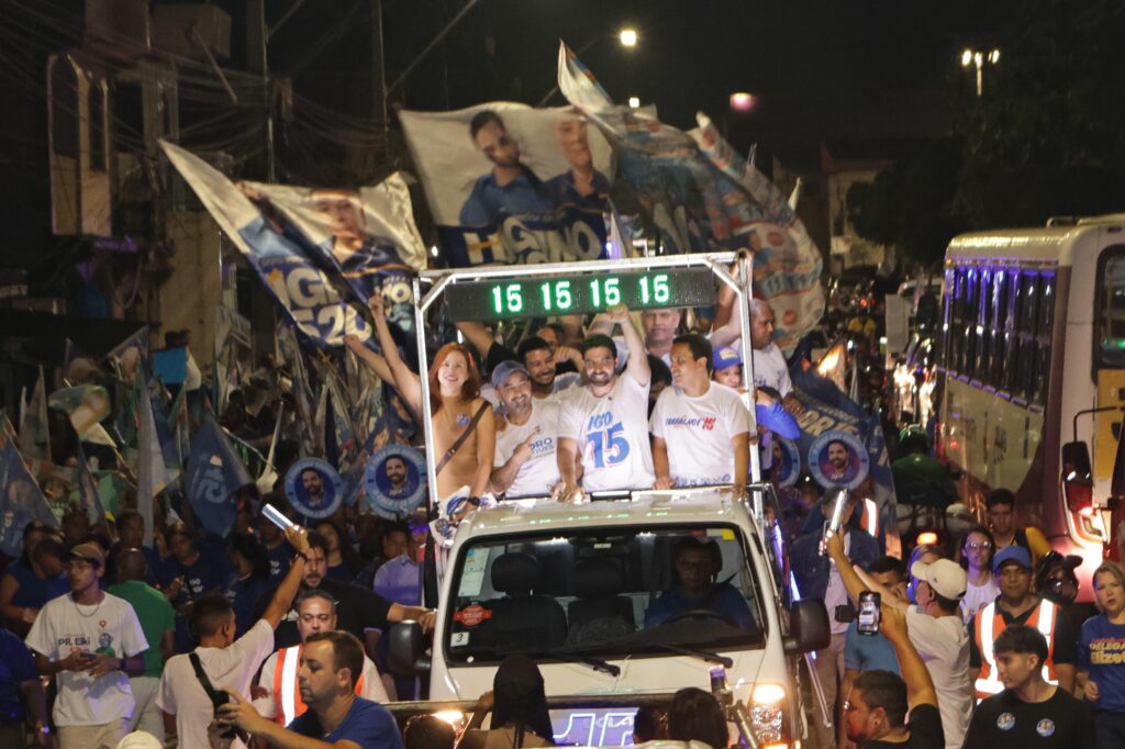 Arrastão do 15: Igor Normando conquista as ruas do Guamá com a onda azul