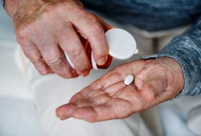 Estudo mostra alto uso de medicamentos inapropriados para idosos