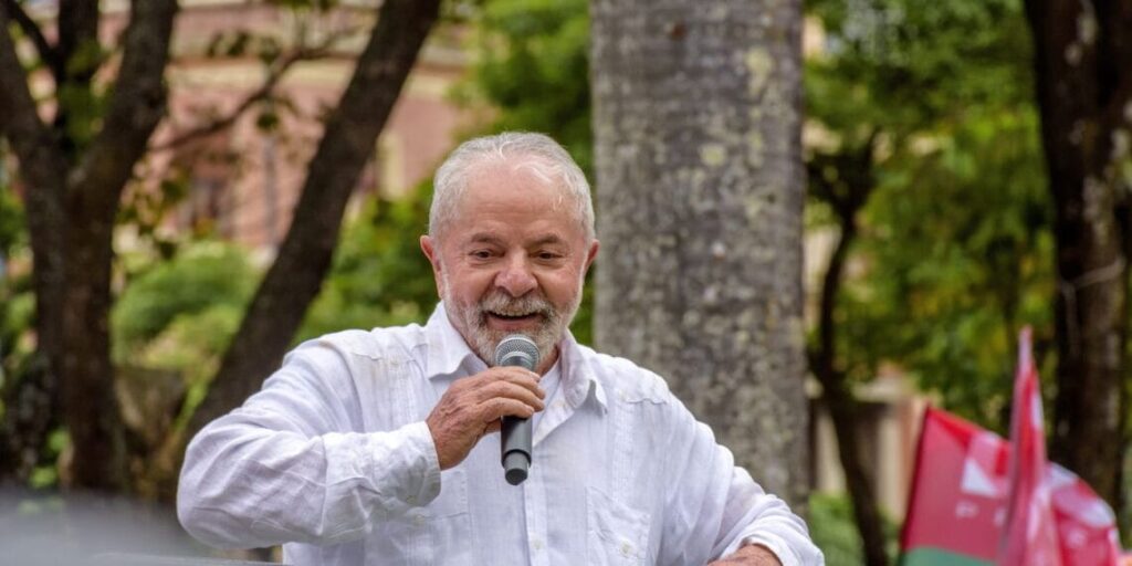 Lula assina lei e comunica o fim de carros em autoescolas: o fim dos veículos!