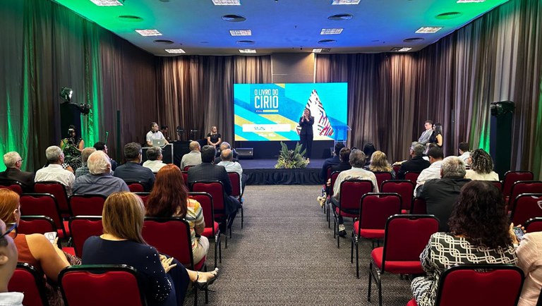 “Livro do Círio” é lançado em Belém com apoio do Ministério do Turismo