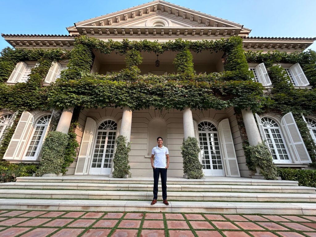Jovem belenense talentoso é aprovado na IESE Business School, da Universidade de Navarra, na Espanha, para mestrado