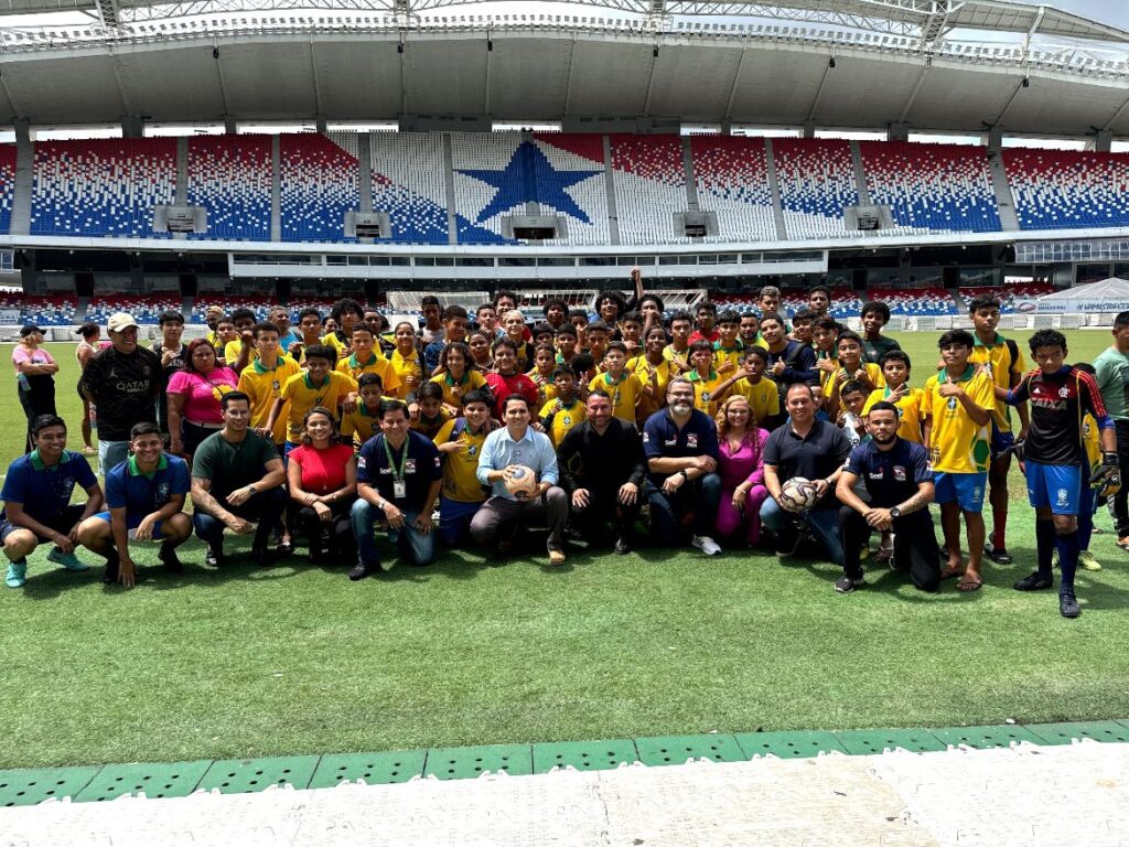 Projeto Gol do Brasil encerra semestre com alunos-atletas em visitação no Mangueirão