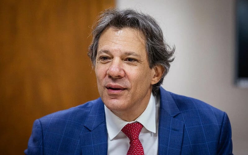 Haddad: “Podemos chegar em 2026 comendo filé-mignon”