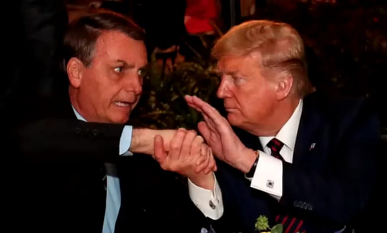 Bolsonaro é convidado para posse de Trump e pede devolução de passaporte ao STF