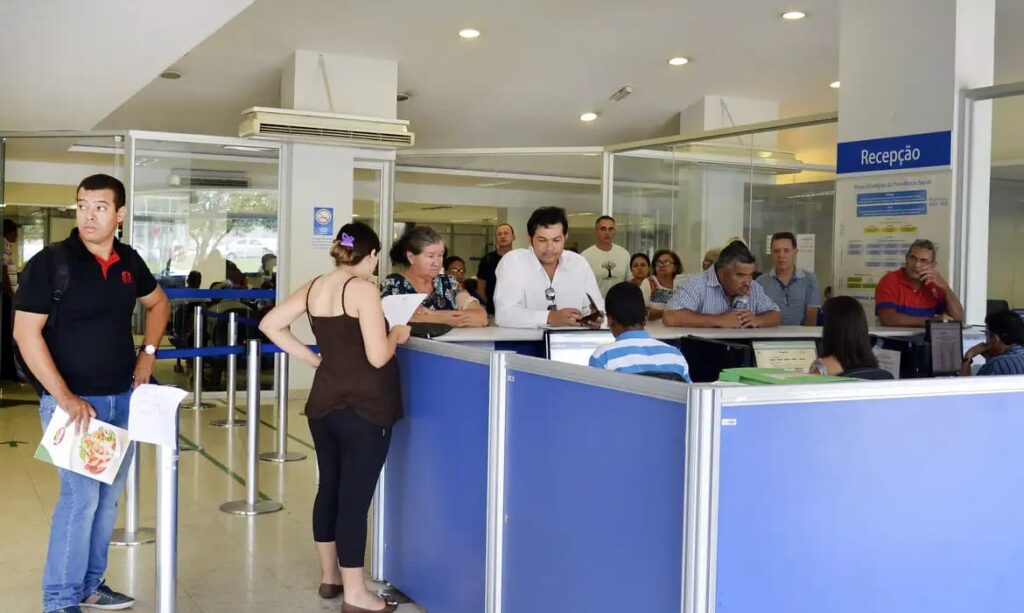 Consignado de aposentados e pensionistas poderá ser pago em 96 meses
