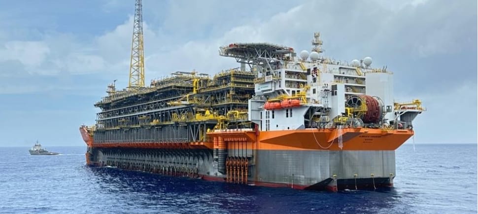 Petrobras anuncia nova descoberta de petróleo e início de produção no Campo de Búzios