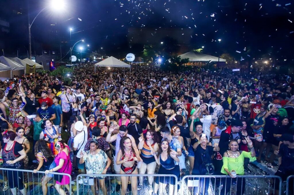 Carnaval tem programação para mais de quatro dias. Belém entregue à folia do Rei Momo!