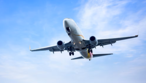 Fevereiro regista maior movimentação no transporte aéreo doméstico para o mês nos últimos cinco anos