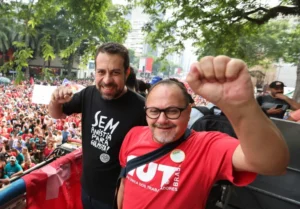 Em ato com baixa adesão em SP, Boulos provoca Jair Bolsonaro