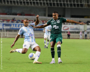 Decisão da Copa Verde fica para o dia 23, em Goiás, após 0 a 0 entre Papão e Goiás, no Mangueirão