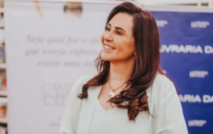 Livro de Angela Sirino ensina a enfrentar problemas emocionais