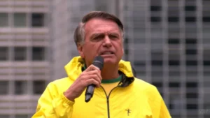 Pior quadro desde a facada, diz médico de Jair Bolsonaro