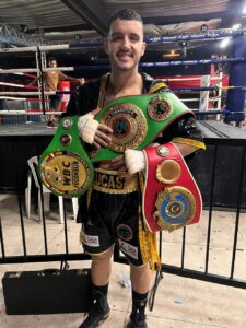 Técnico Ulisses Pereira aumenta sua galeria de cinturão de boxe internacional