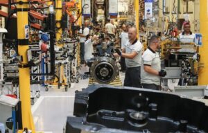 CNI: pessimismo aumentou em 15 setores da indústria e entre todos os portes de empresa