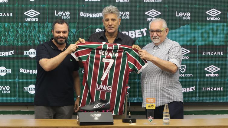 Renato Gaúcho é apresentado como novo técnico do Fluminense