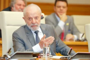 Moção de repúdio: Cidade declara Lula persona non grata