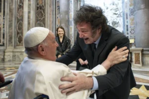 Milei sobre o Papa Francisco: ‘Argentino mais importante da história’