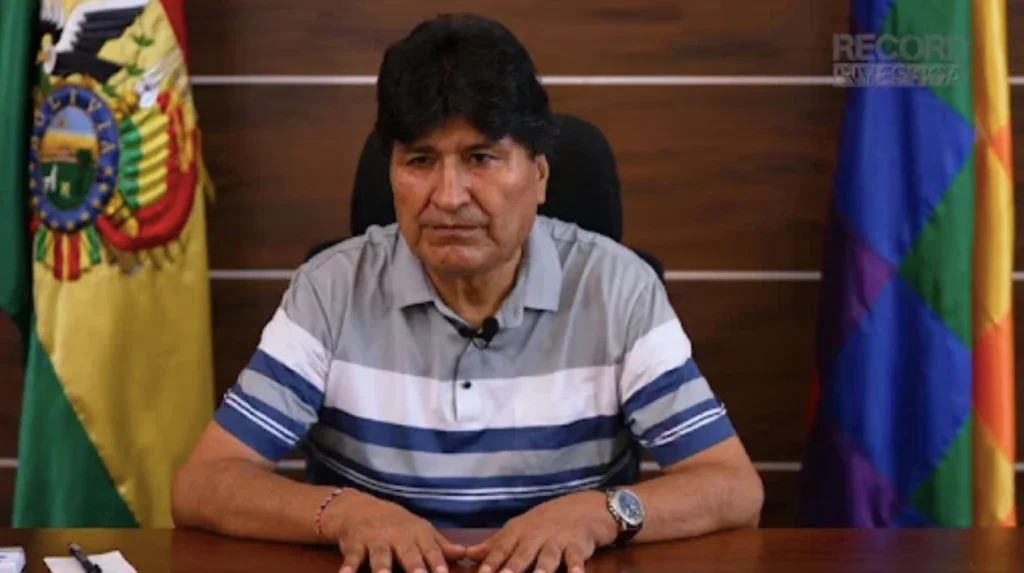 Foragido, Evo Morales pede ajuda a Lula em entrevista a Record