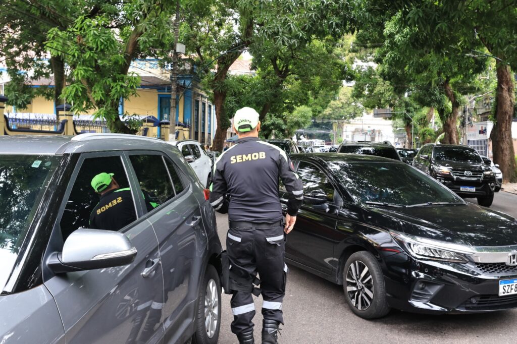 Colégios são notificados por impactos no trânsito no bairro de Nazaré