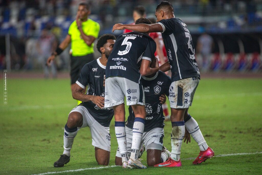 Leão Azul vence o Vila Nova-GO e fica na parte alta; Papão empata de novo, com o América-MG e fica no desespero na Segundona